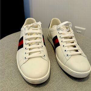Gucci Sneakers size 38. Worn once. Authentic from Gucci Montreal.